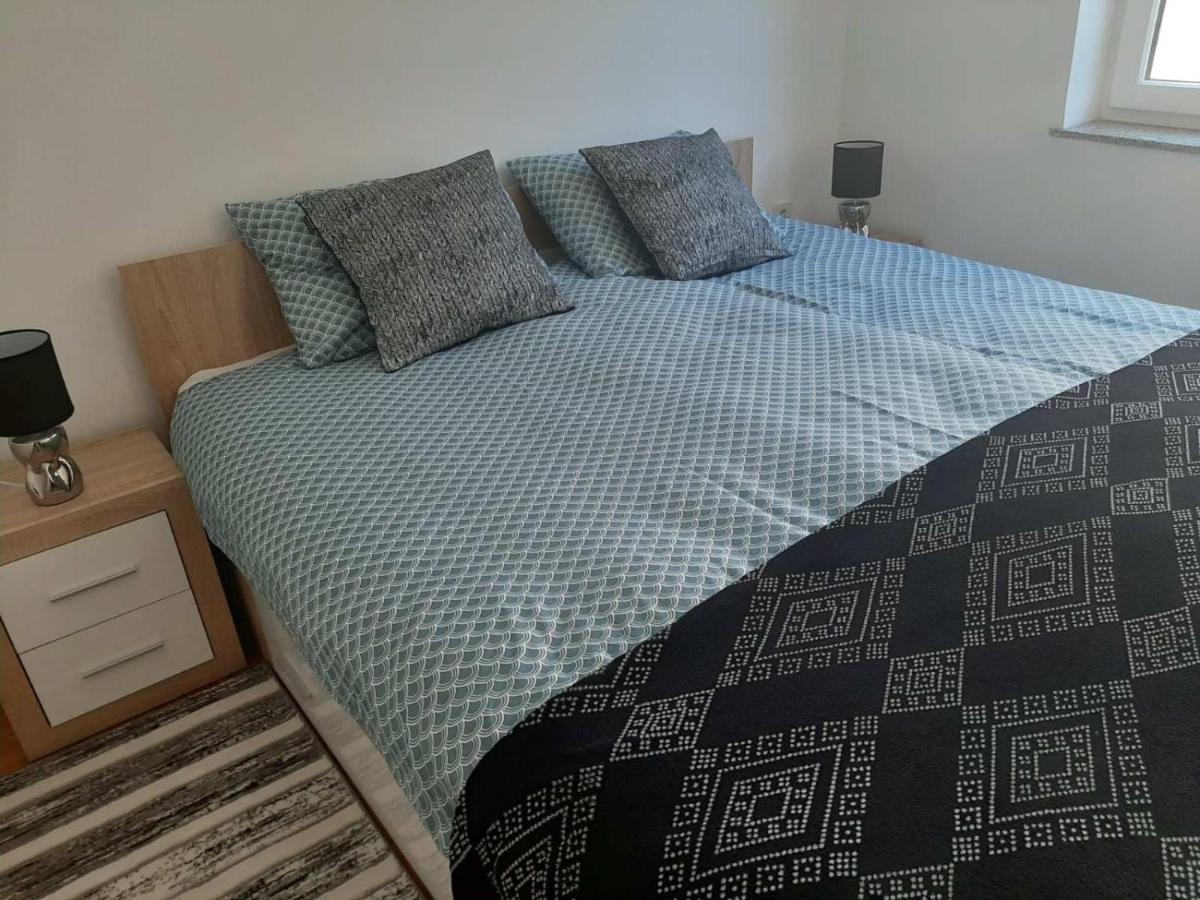 Apartman Kod Kestena Osijek Exterior photo