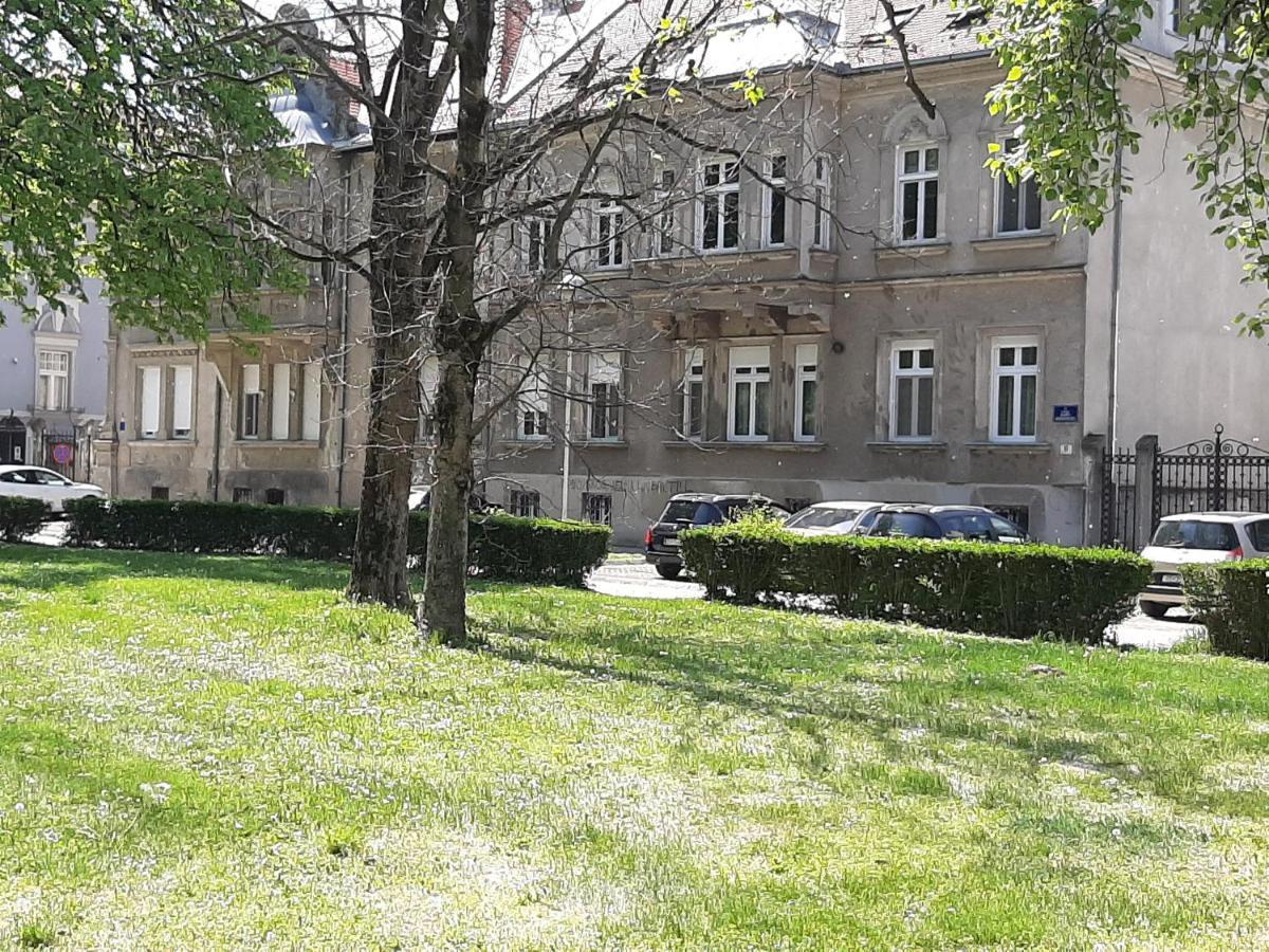 Apartman Kod Kestena Osijek Exterior photo